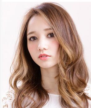 适合圆脸的发型有哪些？减龄又显脸小的发型有哪些