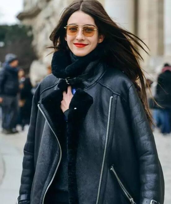 色调冷一点，是对冬日时尚起码的尊重！冬季这些单品衣服怎么搭配？