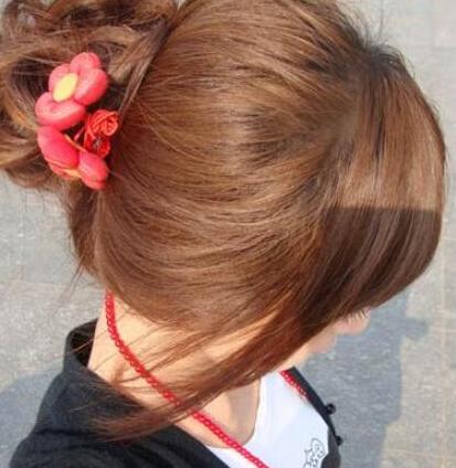 丸子头的随意扎法，懒人必备！