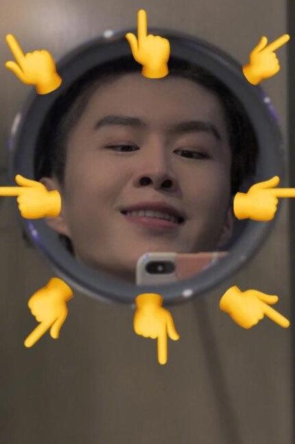 范丞丞同款手机壳图片，原来是用了本尊的表情包