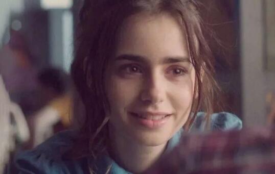 女生喜欢你的30个表现，请细微观察