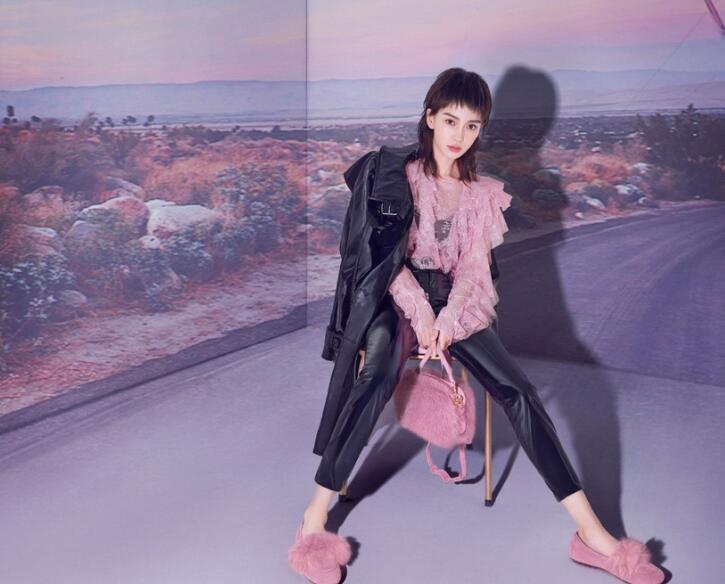 杨颖Angelababy尝试下新造型“狗啃”刘海，无意撞脸王子文