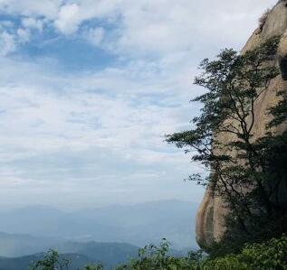 车马很慢，一生只够爱一个人