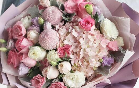 能让男人一见钟情的六种女人