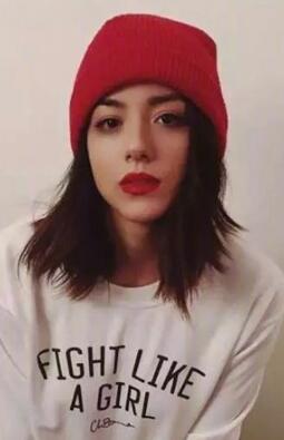 针织帽怎么戴显脸小