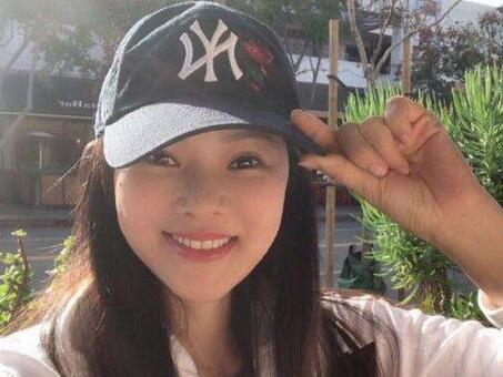 伊能静卖课微博删除，删博回应被网友嘲讽