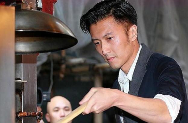 谢霆锋否认曲奇致癌