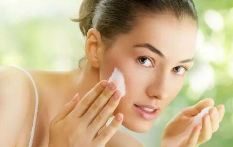油性皮肤怎么改善