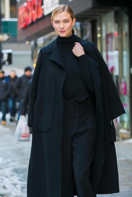 高领毛衣搭配什么外套好看