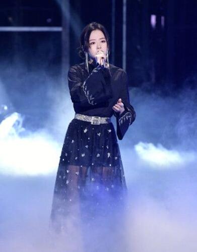 张靓颖特写吓一跳是怎么回事