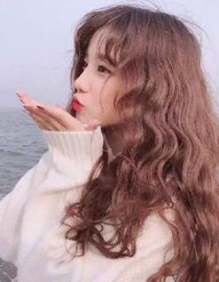 2019年最流行的发色大全