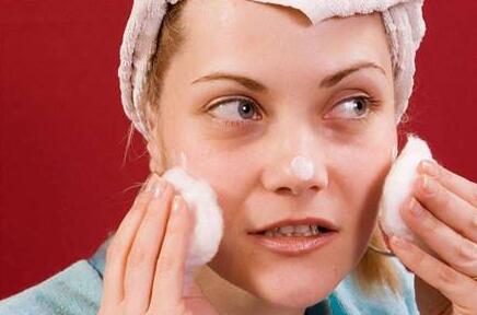 痘痘肌应该怎么护肤