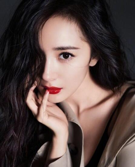 谁说杨幂不是好妈妈 杨幂秘密看小糯米