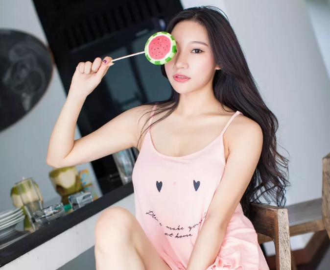 人妇系列 200_柳芳芳正在偷偷地自我安慰