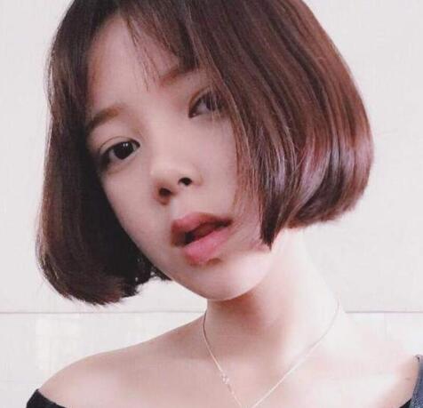 脸大的女生适合什么发型