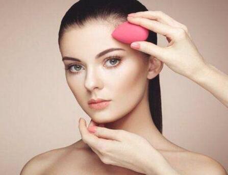 化妆实用小技巧 这些技巧你知道吗