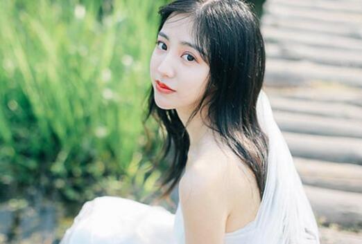 性过程写得详细的故事|一件件褪下刘婷婷的衣物