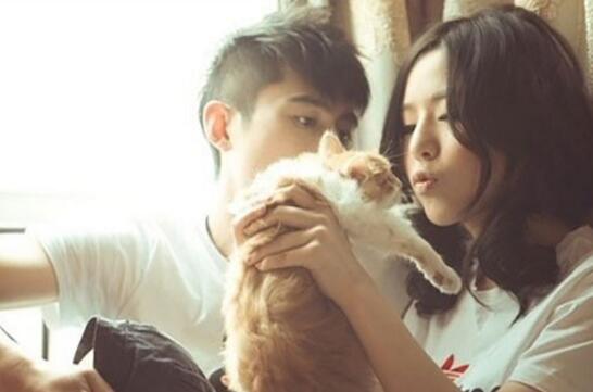 老汉玩丫头的故事|看到女人就想摸