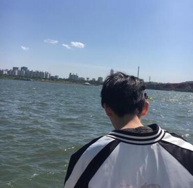 微信头像男 有品位的男人微信头像 微信头像男背影图片