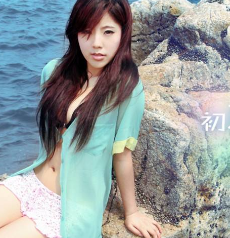 太深了宝贝动一动|一个女人叫了起来