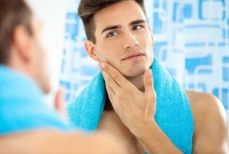 男生怎么祛痘 适合学生的祛痘绝招