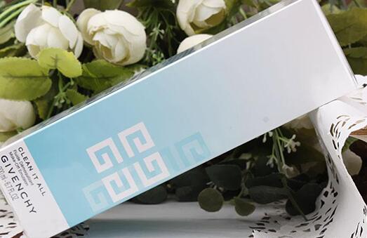 纪梵希卸妆乳使用方法 卸妆界的佼佼者