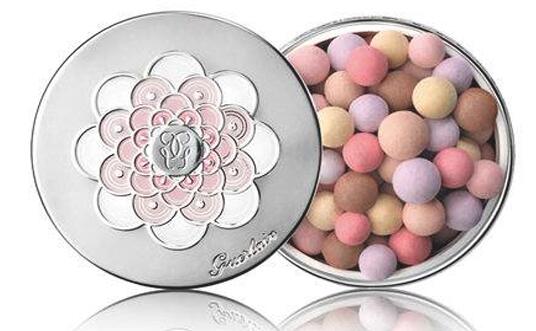 高光的作用 让五官更加立体感饱满