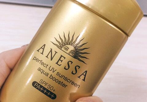 安耐晒金瓶需要卸妆吗 仅用洁面乳就可以卸干净