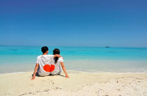 旅行结婚正流行，享受二人世界