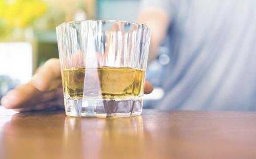 晚上热睡不着怎么办 夏天是失眠的高峰期