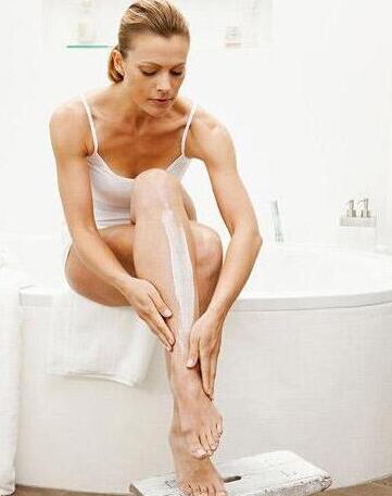 女神 你定期处理膝盖角质吗