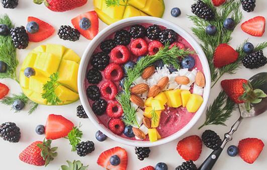 熬夜起痘痘怎么调理 多吃一些清淡食物