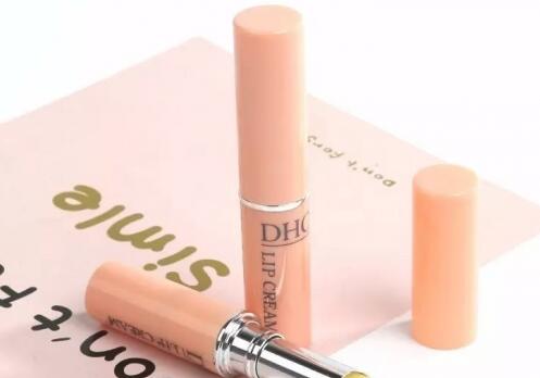 无色润唇膏有哪些 拯救干成沙漠的嘴