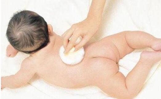 让你意想不到的婴儿爽身粉的妙用