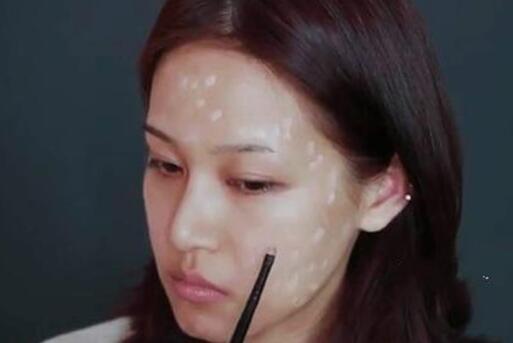 如何用遮瑕膏 最遮瑕使用方法大全