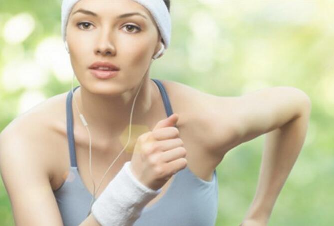 夏天要怎样扫除油光呢 夏天要怎样扫除油光