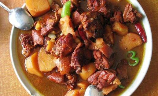 药膳鸡进补 8种药鸡让男人更健康