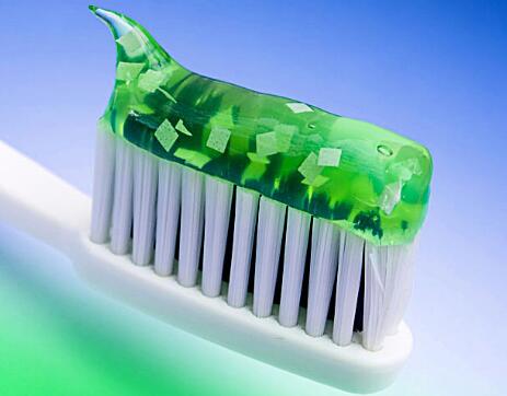 牙膏为什么必须换着用