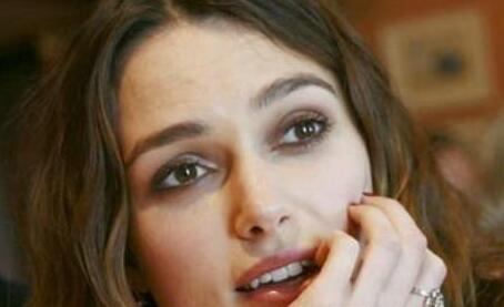 4个坏习惯会让你的脸变歪