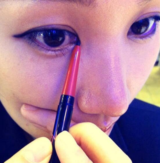 正确眼线的画法 画出性感眼妆