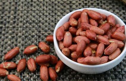 花生虽好四类人最好少吃
