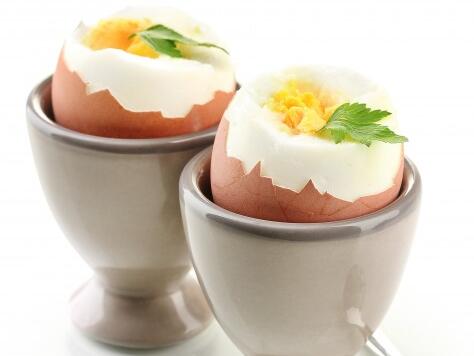 醋泡鸡蛋擦脸真能祛斑吗