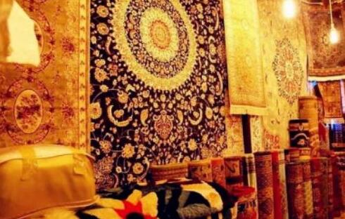 新疆地毯的清洗方法和做法