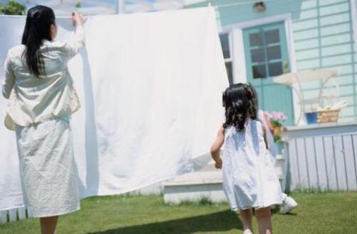 晒被子的最佳时间是什么时候 晒被子要晒多久