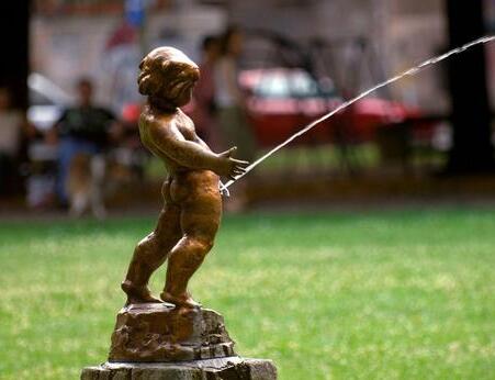 小便时候尿中有泡沫是尿毒症早期吗