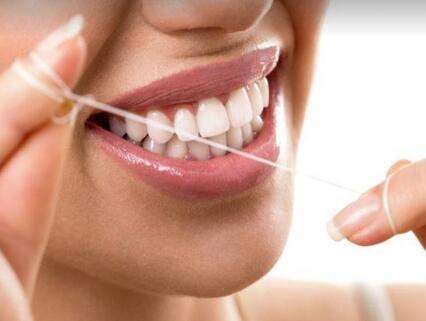 你常常在做的事情 不知不觉损害牙齿