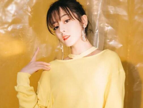 粗眼线的画法 更能凸显女生气质