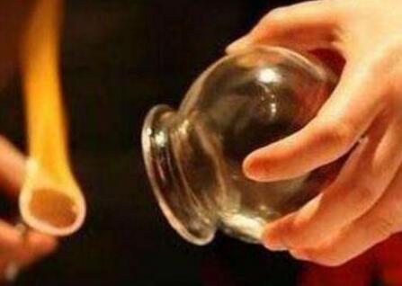 刮痧和拔罐哪个祛湿效果好 要根据患者症状来选择