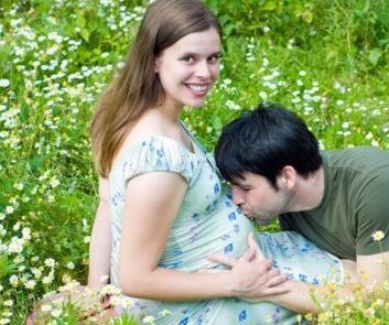 孕妈的情绪一直大起大落 会对宝宝的发育造成不良影响