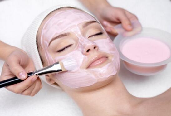 女生不懂得去角质 不管用哪种护肤品都收效甚微